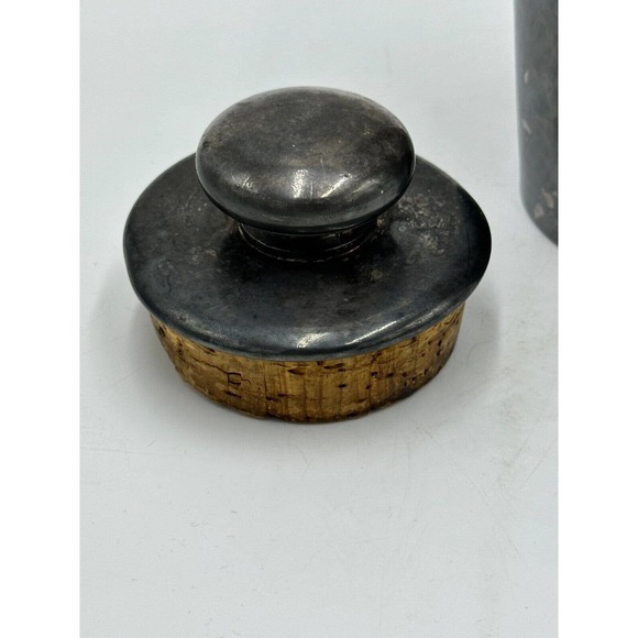 Vtg Meriden Cocktail Shaker Drink Mixer 313 Hand Hammered Silver Plated HEAVY - Picture 9 of 16